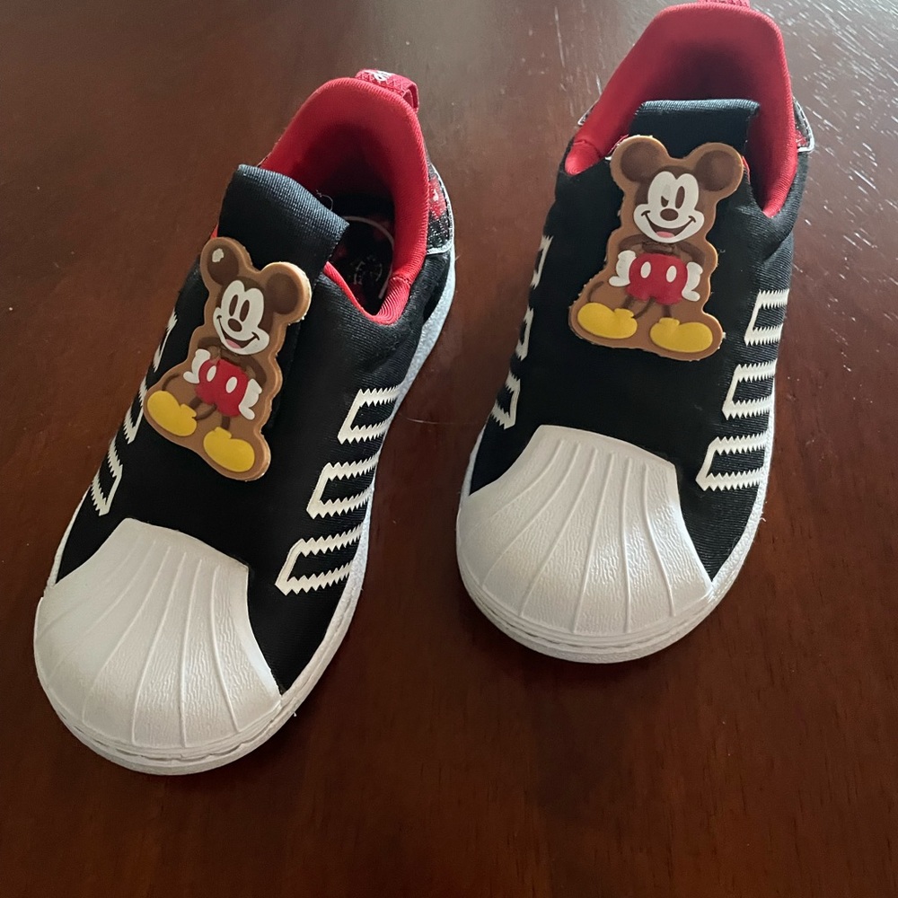 Mickey Toddler Slip Ons